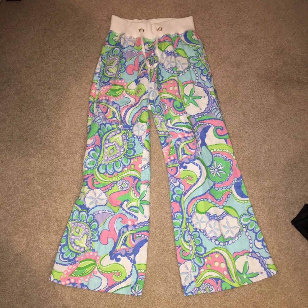 Lily Pulitzer- the beach pant size 00!